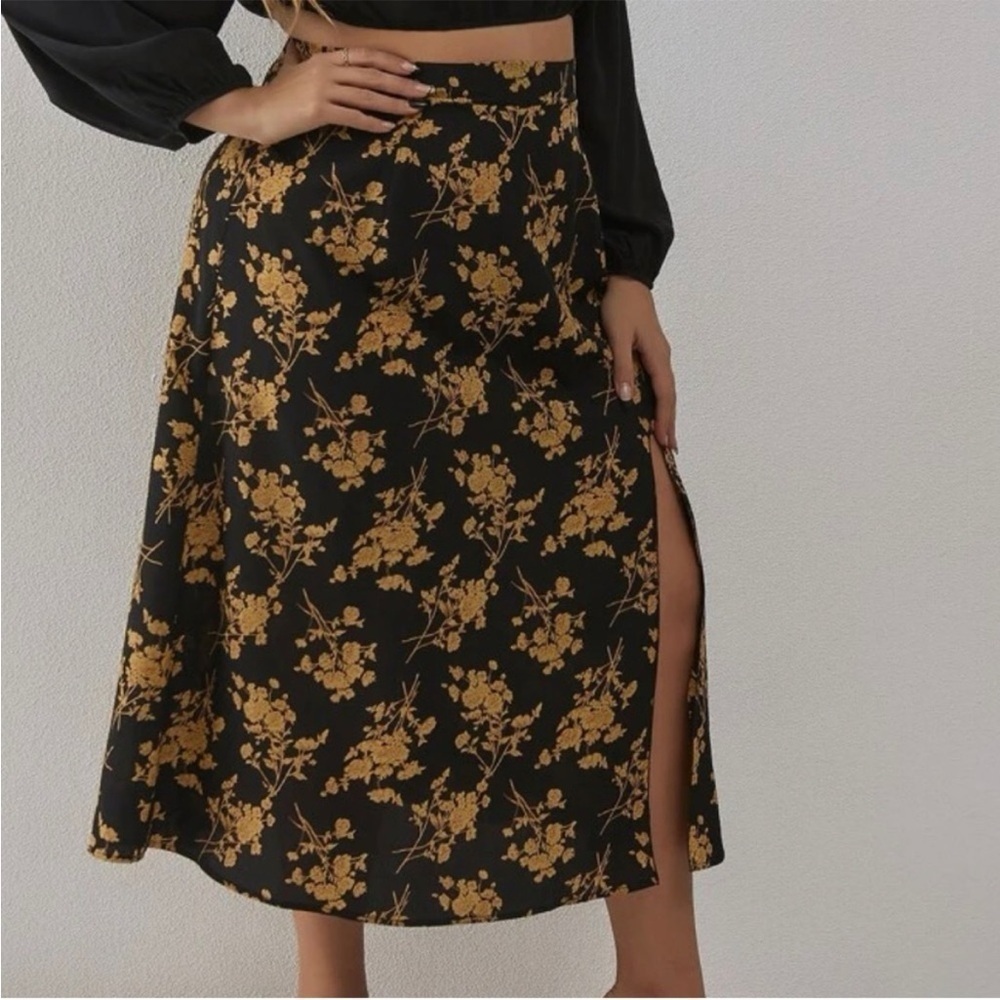 SHEIN Black Midi Skirt with Mustard Floral Print and Side Slit